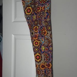 [Lularoe] Tall & Curvy Leggings